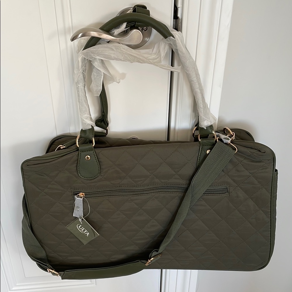 Ulta Green Travel Bag with Textured Fabric